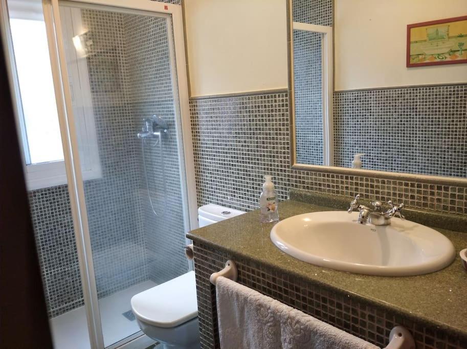 Casita Con Terreno A 10 Minutos Del Centro De Vigo Villa Moaña Eksteriør billede